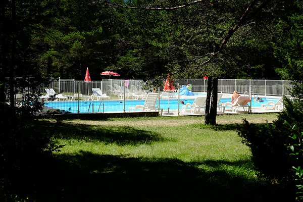 Le Parc des Sérigons-Piscine